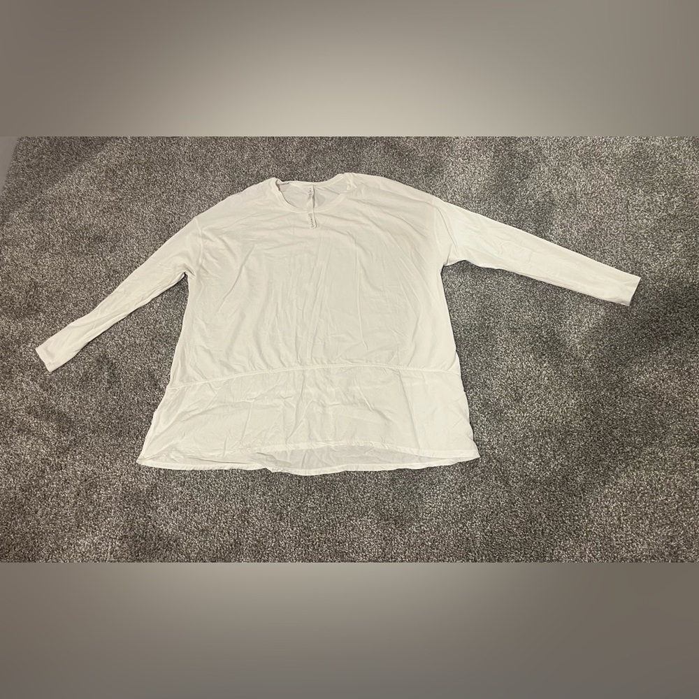 White long sleeve Lululemon shirt